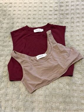 TALENTLESS Set of 2 Burgundy and Beige Crop Top Work Out Tank Size Small